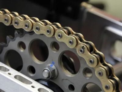 Step-by-Step: How to clean & maintain motorcycle chain