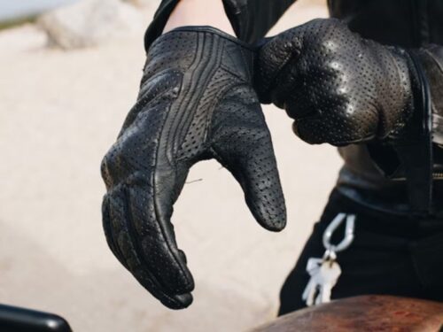 buying guide for motorcycle gloves in india
