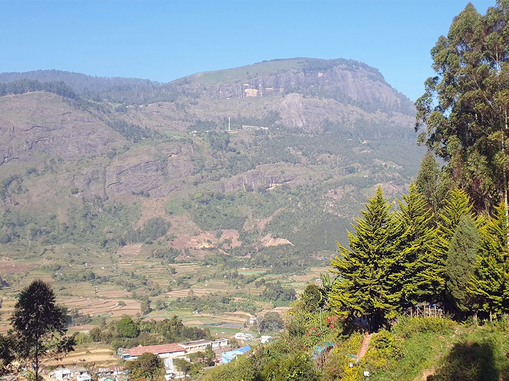 Munnar Vattavada bike trip route in kerala