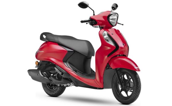 yamaha fascino 125 with Vivid Red yamaha fascino 125 with Vivid Red