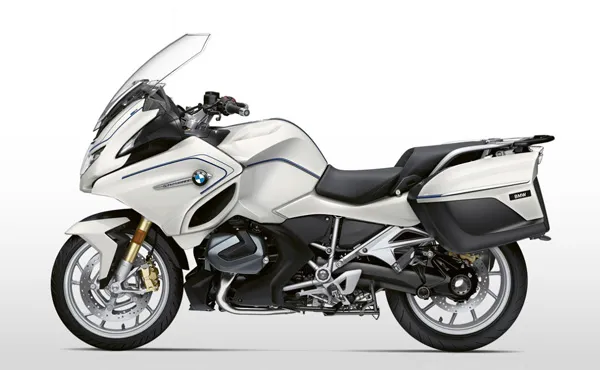 r-1250-rt-4 BMW R 1250 RT touring motorcycle, rear view.