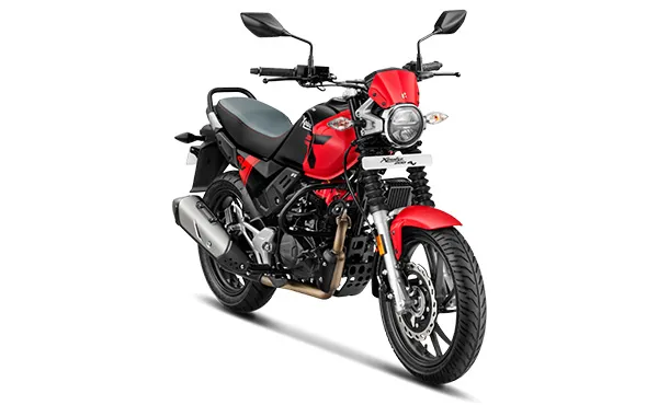 XPULSE 200T 4V-FRONT LEFT ANGLED PROFILE