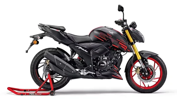 Apache RTR 200 4V